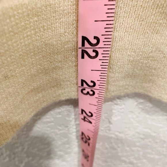 J crew 100% Merino Wool Tippi Beige Sweater XS - Picture 8 of 8